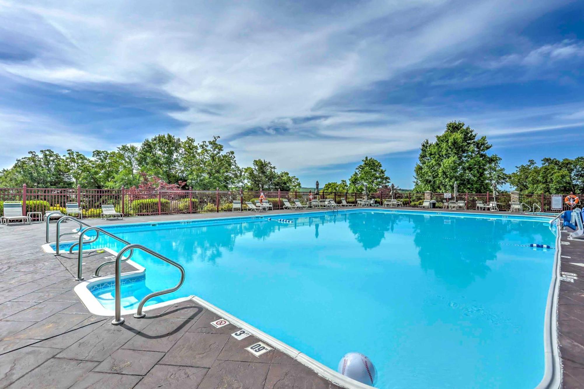 Ground-Floor Branson Condo With Community Perks Zewnętrze zdjęcie
